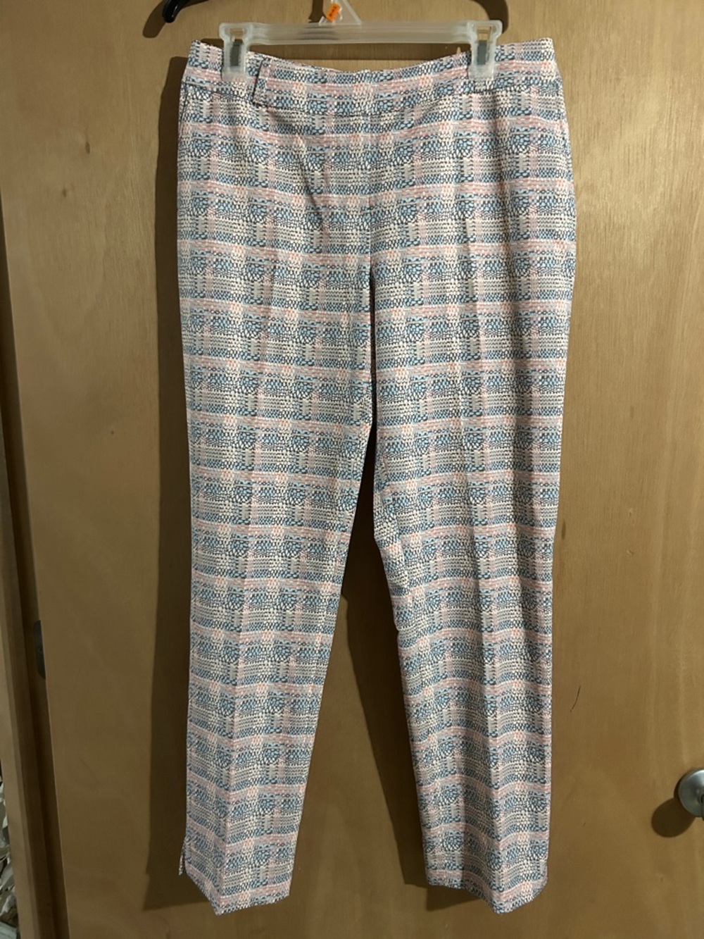 NWT Fairway &Greene Women’s Patterned Stretch Golf Pants in Blue & Pink